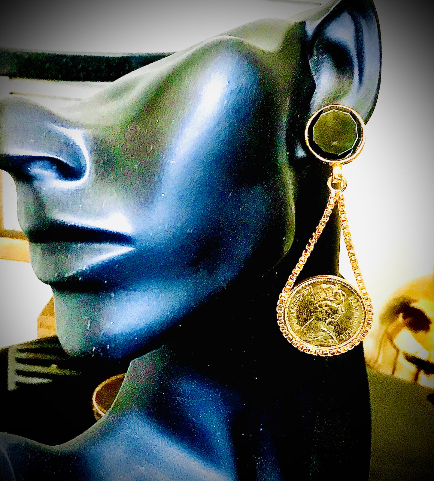 Elizabeth II Earrings
