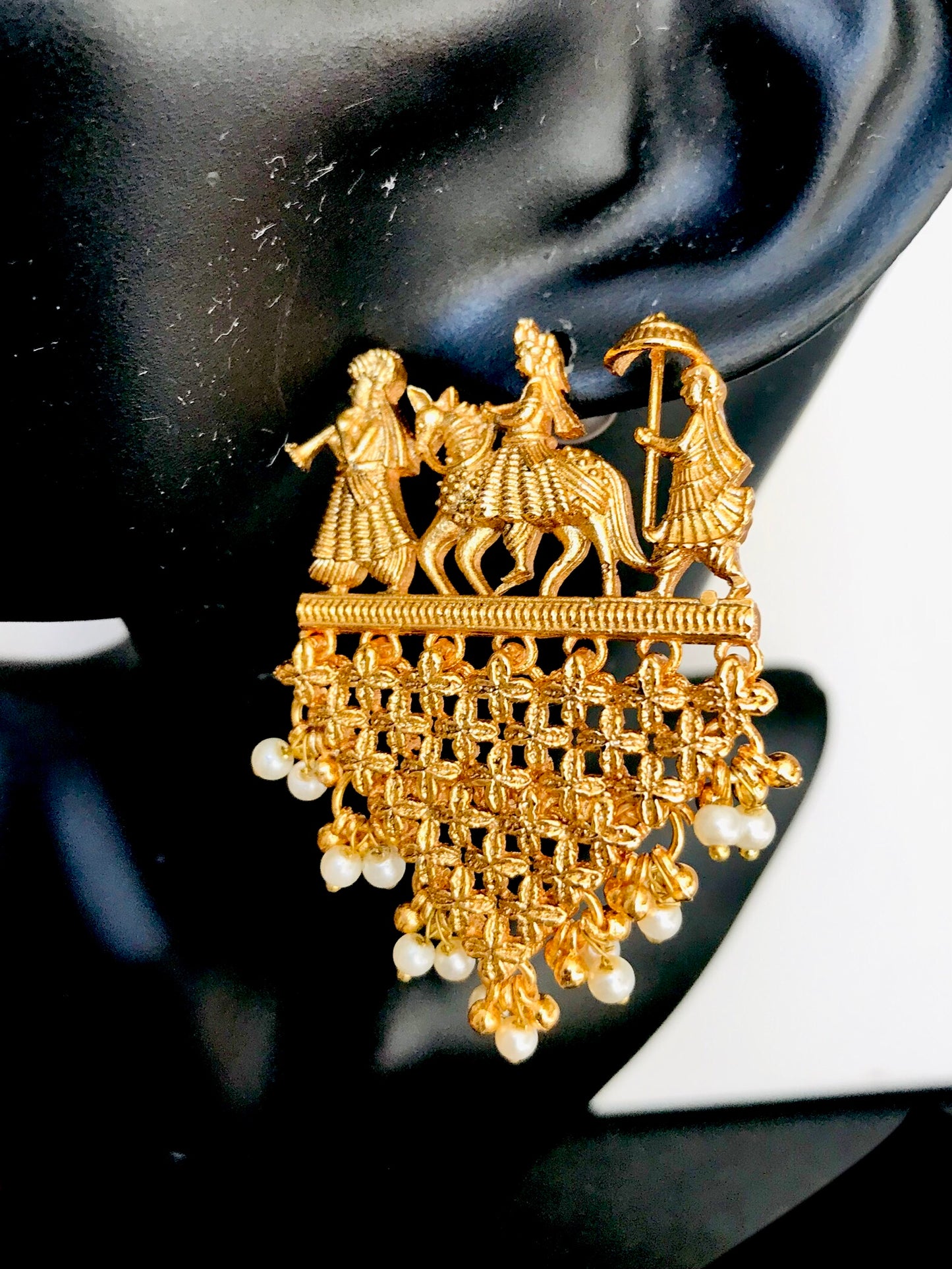 Baraat Gold Earrings