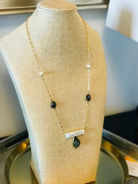 Lady Labradorite Necklace
