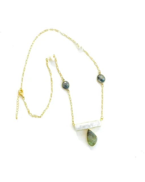 Lady Labradorite Necklace