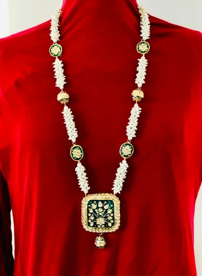 Morpankh Teal Kundan Set